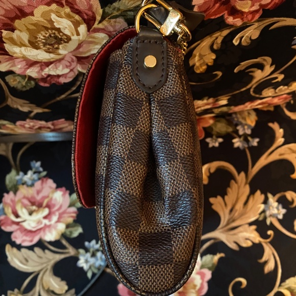 LOUIS VUITTON FAVORITE MM DAMIER EBENE CROSSBODY BAG + ALL SHOWN IN PICTURE - Picture 7 of 15